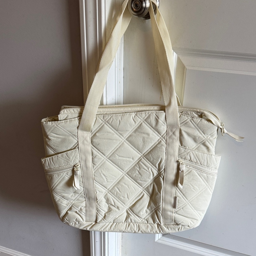 Bagsmart Cream Quilted Tote Bag